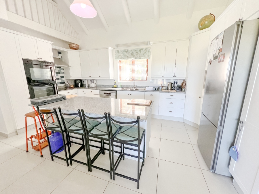 4 Bedroom Property for Sale in Keurbooms River Western Cape